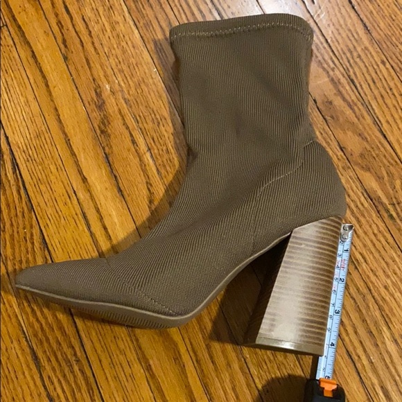 Short Stretch Boots - Picture 5 of 6